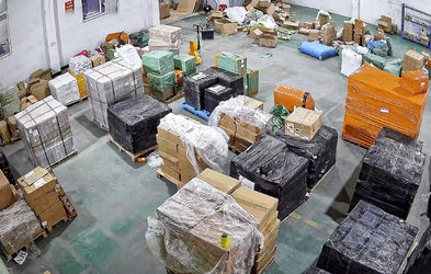 Izumi International Supply Chain Management (guangzhou) Co., Ltd. Produktionslinie des Herstellers