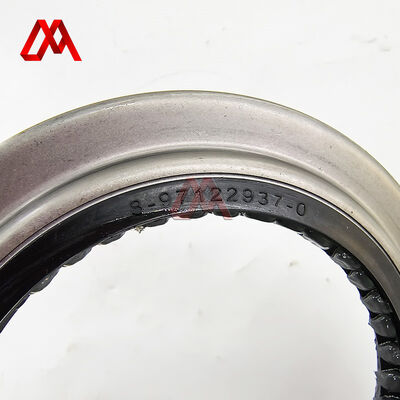 IZUMI 8-97122937-0 8-97023977-1 8971229370 8970239771 Inner Rear Hub Oil Seal for ISUZU 700P NPR NNR 4HK1