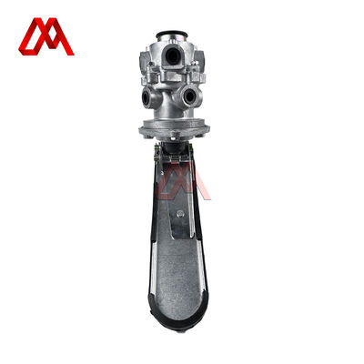 MC838211 OEM Standard Brake Valve for Mitsubishi Truck Spare Parts